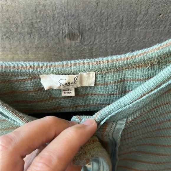 Easel Oversized Sage Green and Brown Striped Henley Shirt Small - Picture 2 of 8